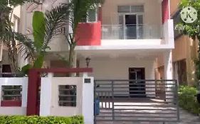 Tmr Blossoms Villa